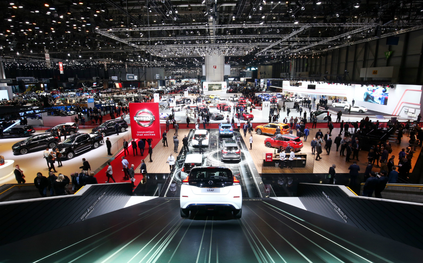 Trump S America Overtakes Green Europe In The Electric Car Race China Continues To Top The Ranking With Over One Million Evs Sold Last Year And An Ev Market Share Of 4